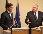 Premier Di Rupo und MP Lambertz zum Festakt der DG-Regierung